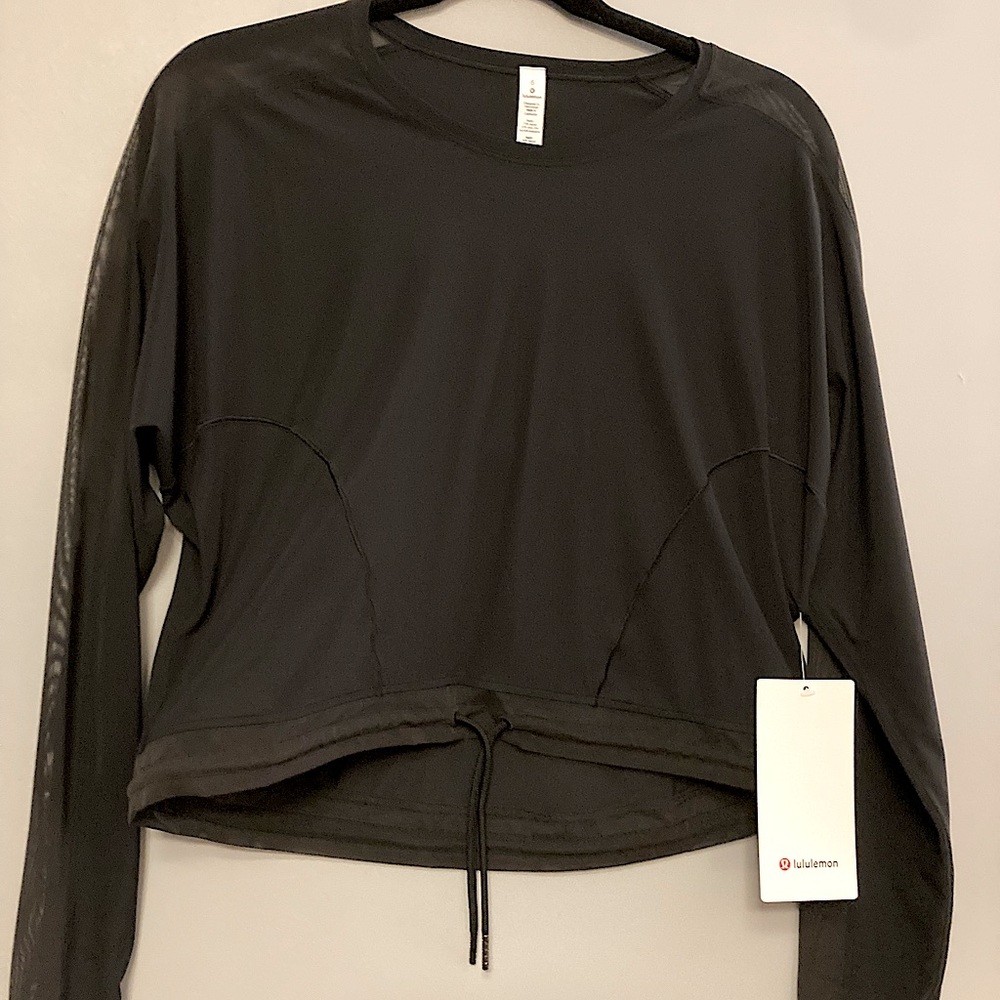 Lululemon “Reach for the Run” Long sleeve shirt